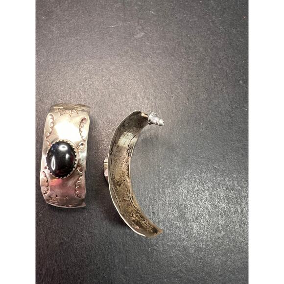 Vintage Sterling Silver Hematite Wide Band Post Earrings Southwestern Handmade - Picture 10 of 13